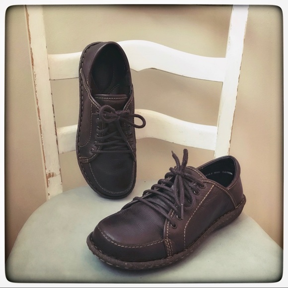 Born Vintage style real leather Oxfords! - Picture 3 of 7